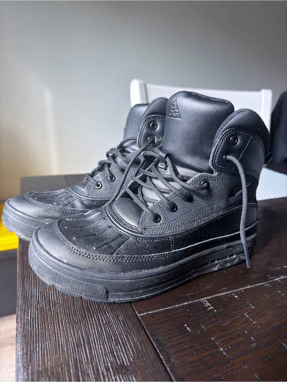 Nike ACG Woodside 2 High Triple Black Boots Size 6Y 524872-004 No Box